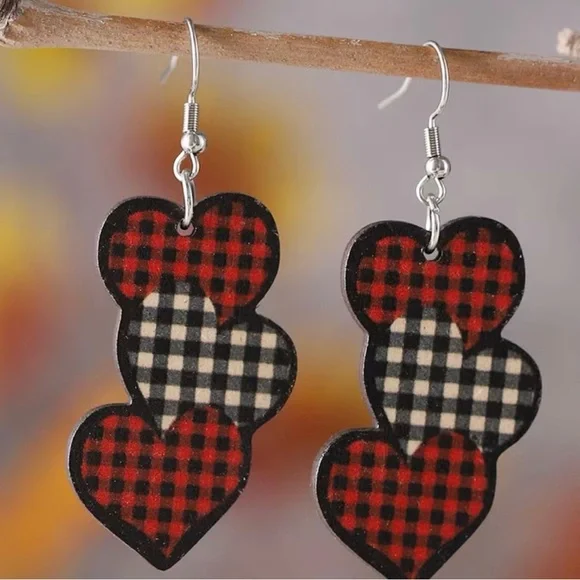 Plaid Heart Drop Earrings - Picture 1 of 3